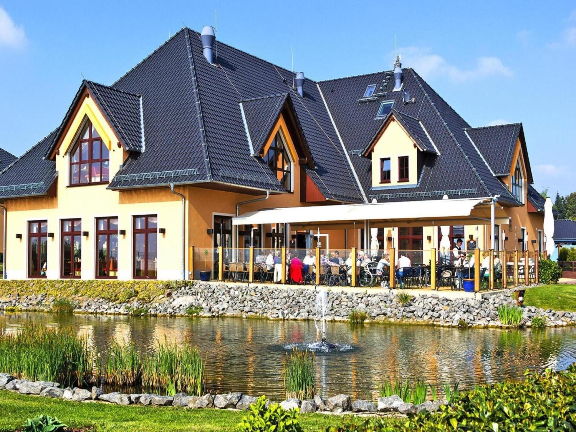 Lakeside Park Auenhain At The Markkleeberger Lake In มาร์คเคลแบร์ก ภายนอก รูปภาพ